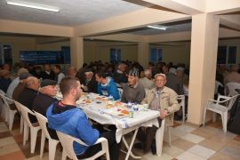 İnönü’de mahalle iftarları devam ediyor